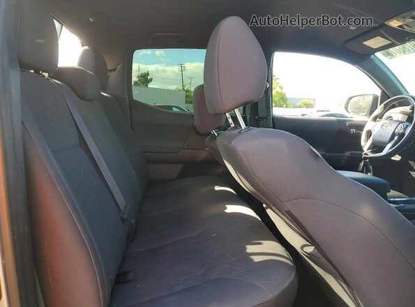 3TMBZ5DN2KM023071 2019 TOYOTA TACOMA Silver უკანა სავარძლების ხედი