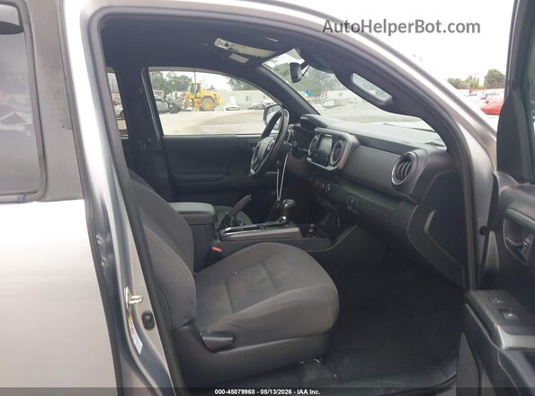3TMBZ5DN3KM021751 2019 TOYOTA TACOMA Silver Vista interior delantera