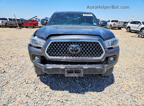 3TMCZ5AN2JM172507 2018 TOYOTA TACOMA Gray Widok z przodu