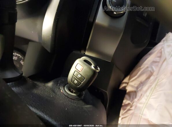 3TMCZ5AN2MM398552 2021 TOYOTA TACOMA Красный Вид панели приборов