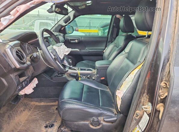 3TMGZ5AN1KM217830 2019 TOYOTA TACOMA Charcoal წინა სალონის ხედი