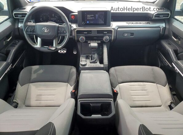 3TMKB5FN7RM004348 2024 TOYOTA TACOMA Белый Вид панели приборов