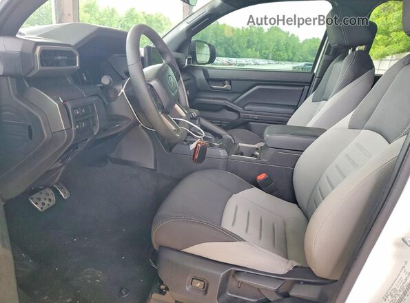 3TMKB5FN7RM004916 2024 TOYOTA TACOMA White Front interior view