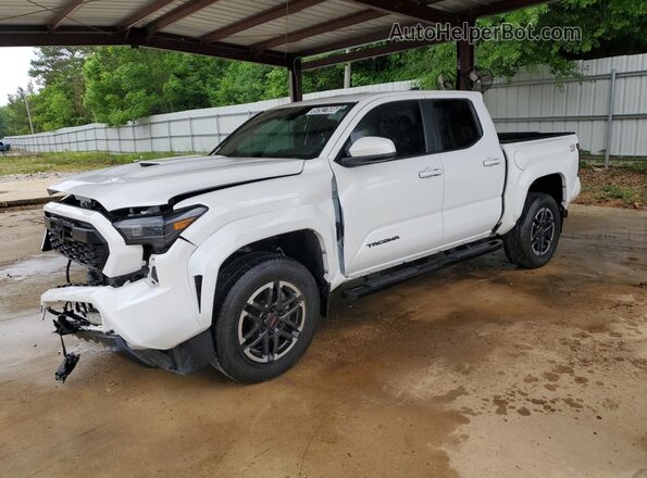 3TMKB5FN7RM004916 2024 TOYOTA TACOMA White 360 interior view