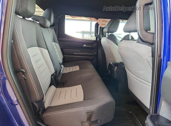3TMLB5JN4RM073574 2024 TOYOTA TACOMA Blue უკანა სავარძლების ხედი