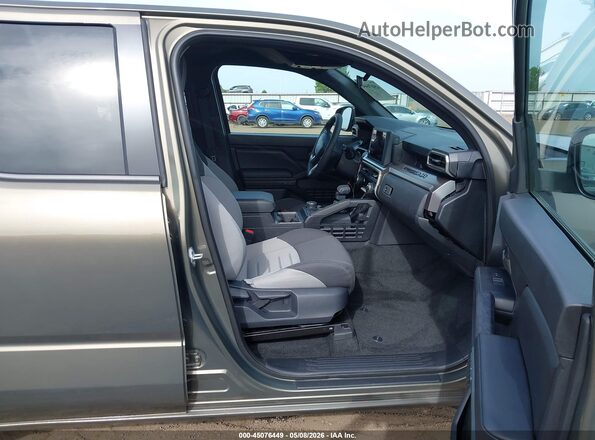 3TMLB5JN4TM214165 2026 TOYOTA TACOMA Зеленый Вид салона спереди
