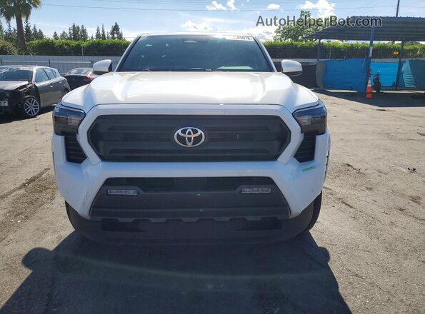 3TMLB5JN5RM034475 2024 TOYOTA TACOMA Белый Вид спереди