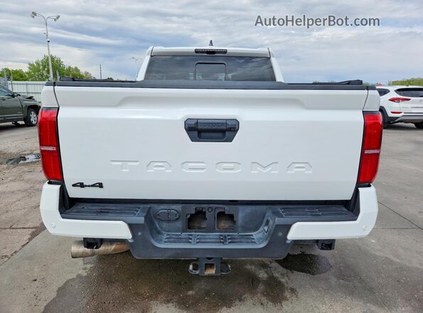 3TMLB5JN5RM040521 2024 TOYOTA TACOMA Белый Вид сзади