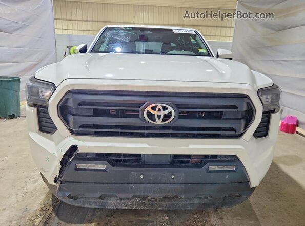 3TMLB5JN5RM068691 2024 TOYOTA TACOMA White Вид спереду