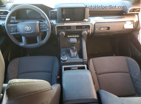 3TMLB5JN6TM213762 2026 TOYOTA TACOMA Белый Вид панели приборов