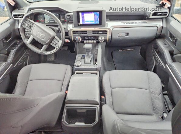 3TMLB5JN7SM154624 2025 TOYOTA TACOMA Blue Vista del salpicadero