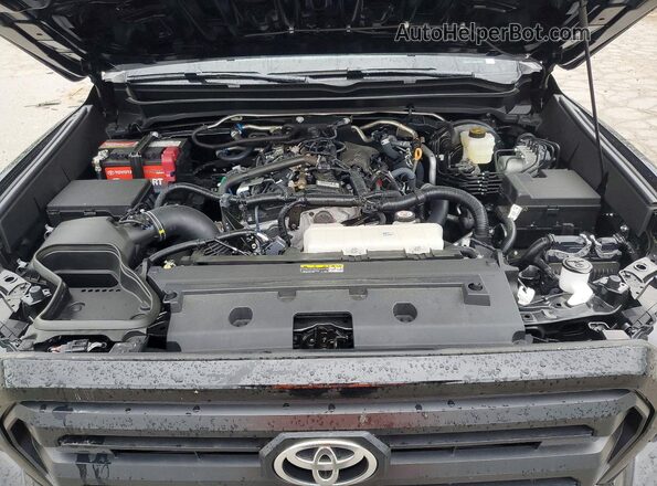 3TMLB5JN8SM182643 2025 TOYOTA TACOMA Black Vista interior trasera