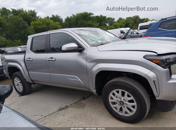 3TMLB5JN8TM243779 2026 TOYOTA TACOMA Silver Սալոնի հետևի տեսք