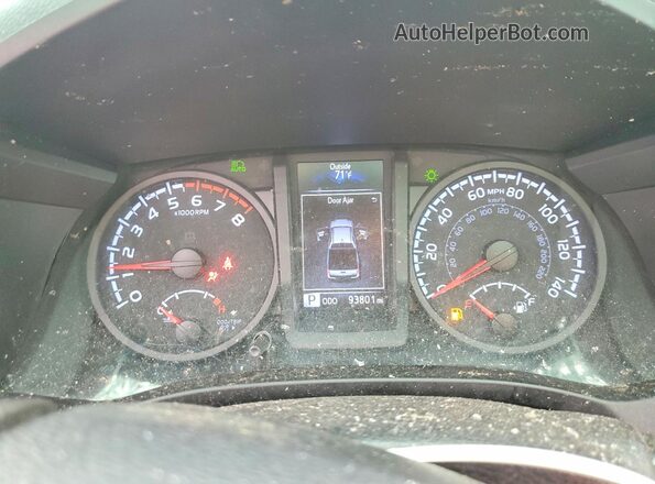 3TYAX5GN6MT013356 2021 TOYOTA TACOMA White ხელსაწყოთა პანელის ხედი