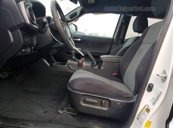 3TYCZ5AN3MT019174 2021 TOYOTA TACOMA White Սալոնի դիմացի տեսք