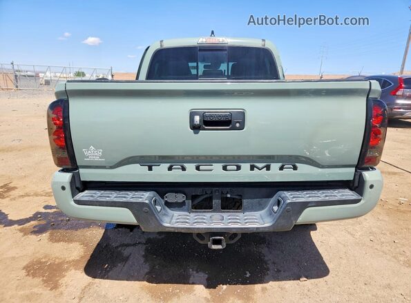 3TYCZ5AN6NT055474 2022 TOYOTA TACOMA Gray Widok z tyłu
