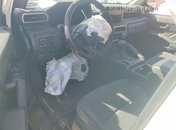 3TYJDAHN2RT016617 2024 TOYOTA TACOMA White Vista del salpicadero
