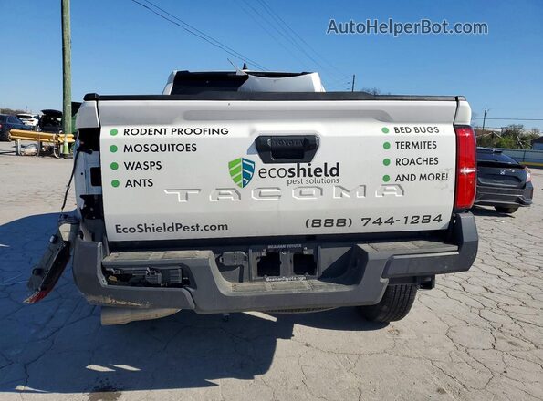 3TYJDAHN6ST025519 2025 TOYOTA TACOMA White Հետևի տեսք