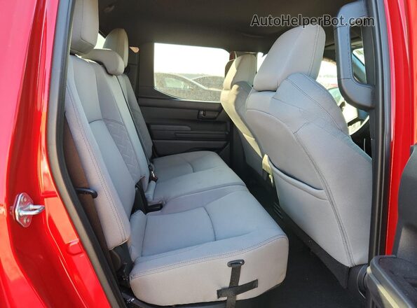 3TYKB5FN5RT012162 2024 TOYOTA TACOMA Red Vista de los asientos traseros
