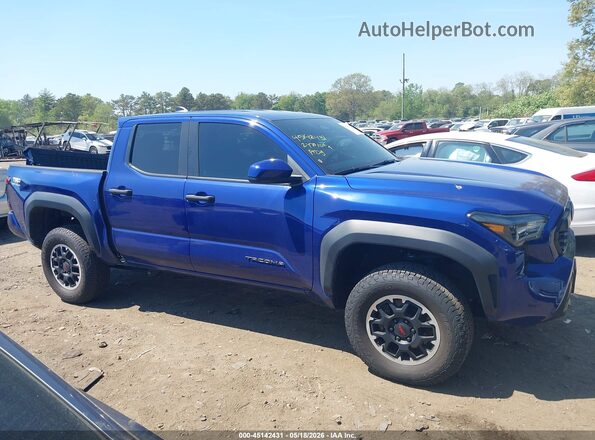3TYLB5JN3RT011801 2024 TOYOTA TACOMA Blue Vista interior trasera