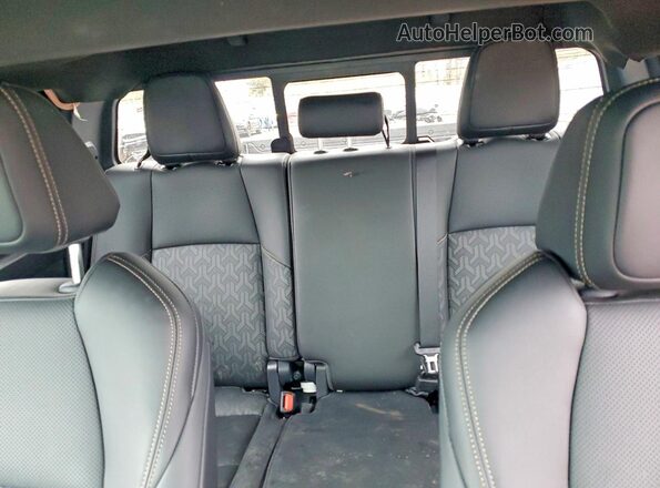 3TYLC5LN0ST025008 2025 TOYOTA TACOMA Black Widok tylnych siedzeń