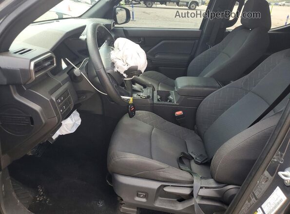 3TYLD5KN8RT005825 2024 TOYOTA TACOMA Gray Widok wnętrza z przodu
