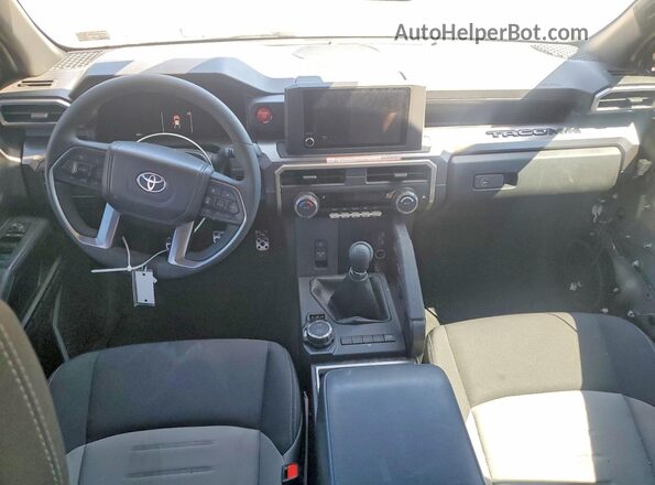 3TYLE5JN3ST098998 2025 TOYOTA TACOMA Green Vista del salpicadero