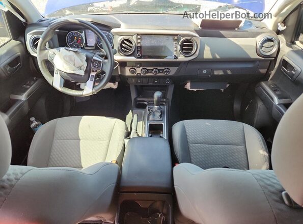 3TYSX5EN3PT018008 2023 TOYOTA TACOMA Синий Вид панели приборов