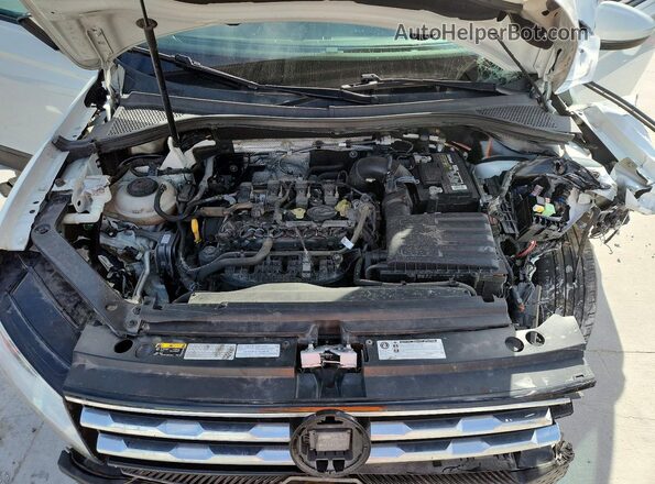 3VV0B7AX2LM069385 2020 VOLKSWAGEN TIGUAN White Vista del compartimento del motor