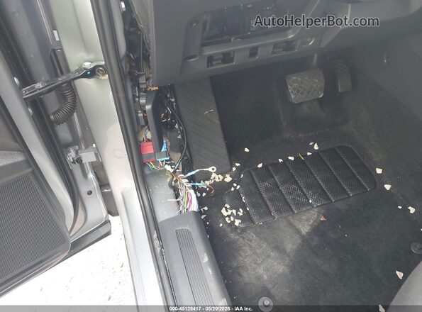 3VV0B7AX2MM089170 2021 VOLKSWAGEN TIGUAN Silver Սալոնի հետևի տեսք
