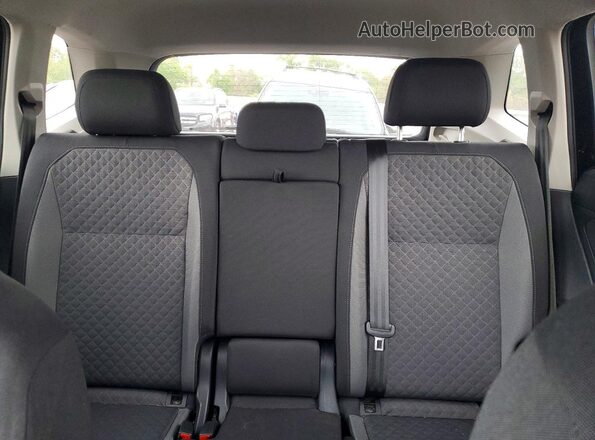 3VV0B7AX3LM102958 2020 VOLKSWAGEN TIGUAN Black Vista de los asientos traseros