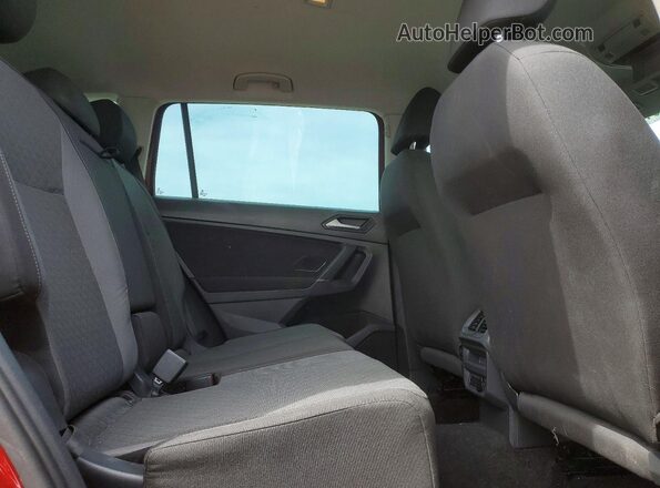 3VV0B7AX3LM123227 2020 VOLKSWAGEN TIGUAN Red Vista interior trasera