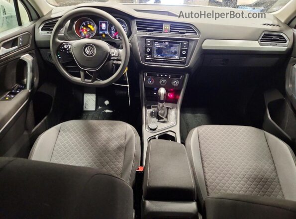 3VV0B7AX6LM095875 2020 VOLKSWAGEN TIGUAN White წინა პანელის ხედი