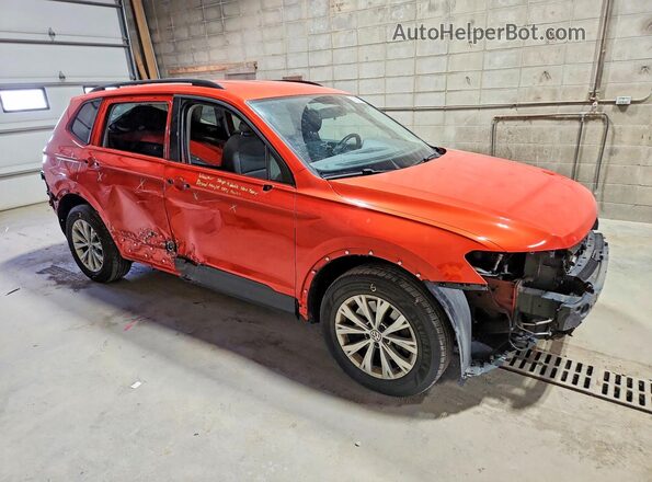 3VV0B7AX8JM079318 2018 VOLKSWAGEN TIGUAN Оранжевый Передняя правая четверть