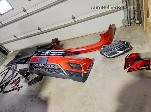 3VV0B7AX8JM079318 2018 VOLKSWAGEN TIGUAN Оранжевый Вид наклейки с VIN-кодом