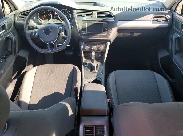 3VV1B7AX1MM107775 2021 VOLKSWAGEN TIGUAN Белый Вид панели приборов