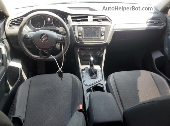 3VV1B7AX2KM116109 2019 VOLKSWAGEN TIGUAN Black Widok deski rozdzielczej