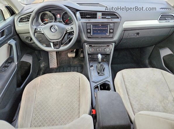 3VV1B7AX2LM076969 2020 VOLKSWAGEN TIGUAN Black Вид панелі приладів
