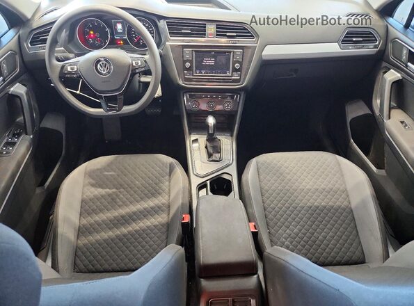 3VV1B7AX3JM019824 2018 VOLKSWAGEN TIGUAN Black Vista del salpicadero