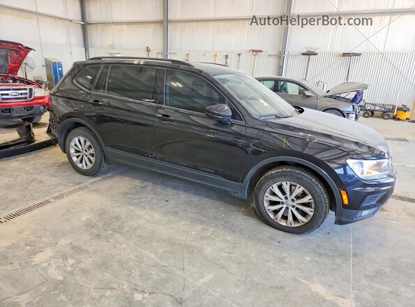 3VV1B7AX3JM019824 2018 VOLKSWAGEN TIGUAN Black Delantero derecho