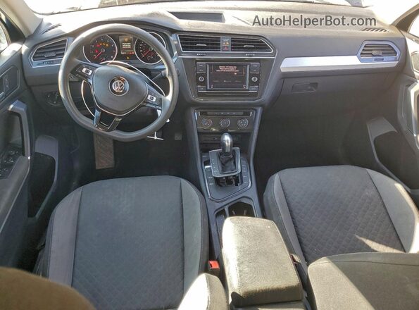 3VV1B7AX6JM011684 2018 VOLKSWAGEN TIGUAN Blue Вид панелі приладів