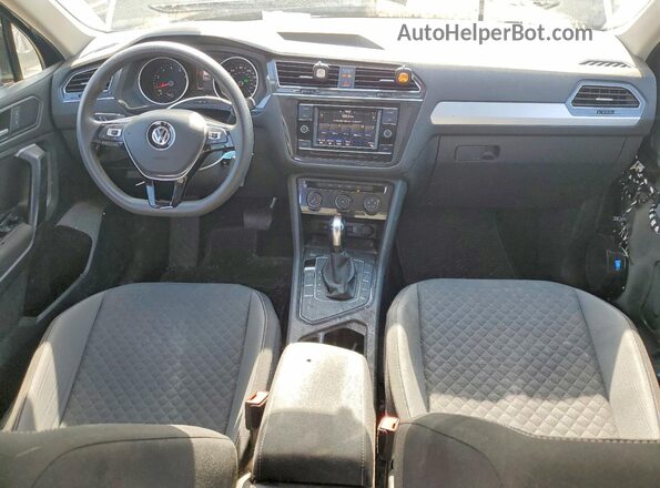 3VV1B7AX6MM108081 2021 VOLKSWAGEN TIGUAN Черный Вид панели приборов