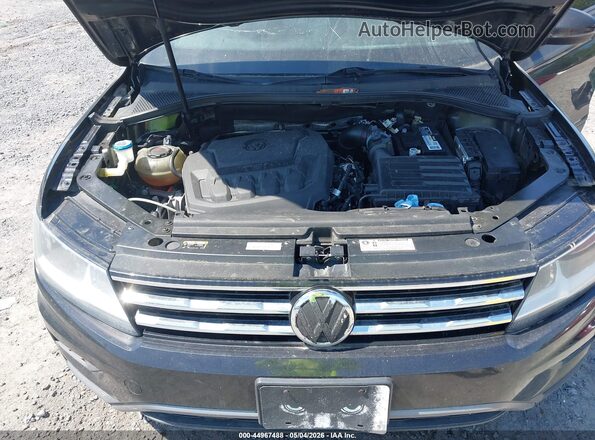 3VV1B7AX7JM084868 2018 VOLKSWAGEN TIGUAN Black Вид ззаду