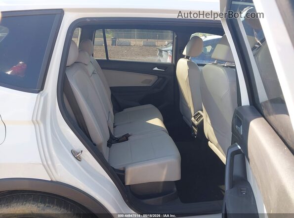3VV2B7AX0MM111367 2021 VOLKSWAGEN TIGUAN White Widok naklejki z numerem VIN
