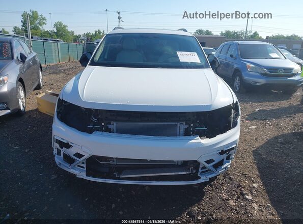3VV2B7AX0MM111367 2021 VOLKSWAGEN TIGUAN White Widok wnętrza z tyłu