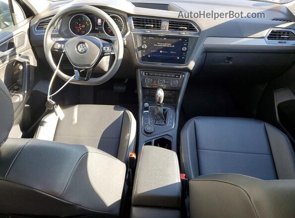 3VV2B7AX1LM013043 2020 VOLKSWAGEN TIGUAN Синий Вид панели приборов