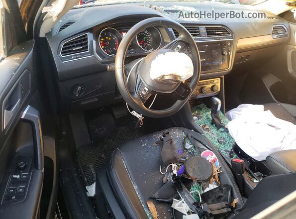 3VV2B7AX1LM038637 2020 VOLKSWAGEN TIGUAN Black Вид панелі приладів