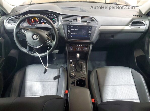 3VV2B7AX1LM043207 2020 VOLKSWAGEN TIGUAN Silver წინა პანელის ხედი