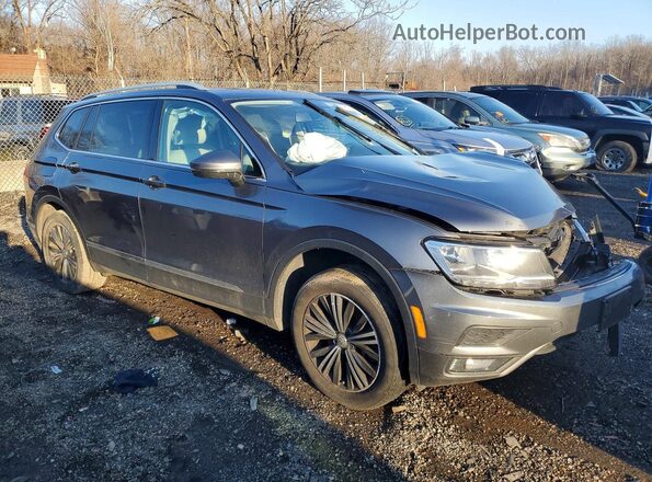 3VV2B7AX2JM157875 2018 VOLKSWAGEN TIGUAN Gray Front right