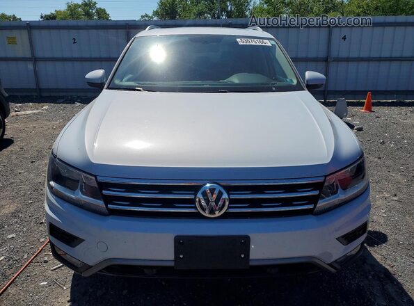 3VV2B7AX3KM048438 2019 VOLKSWAGEN TIGUAN Белый Вид спереди